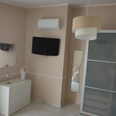 Apartment Le Pomelie Augusta